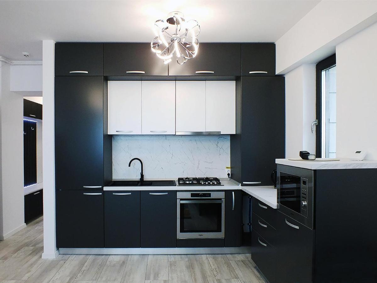 Ada Luxury Apartments 43 Mamaia Exterior photo